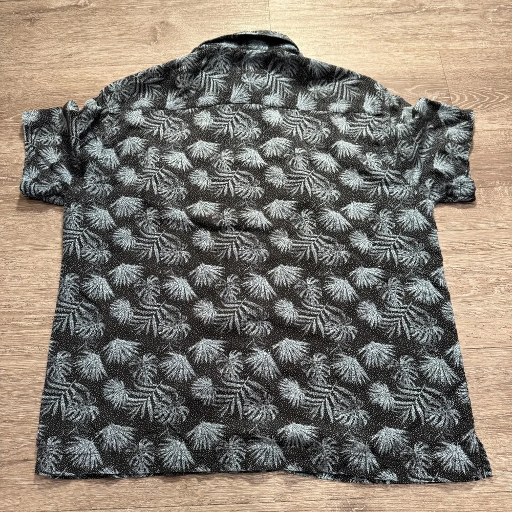 Nat Nast Shirt Mens Large Blue Silk Blend Short Sleeve Hawaiian Button Up Floral